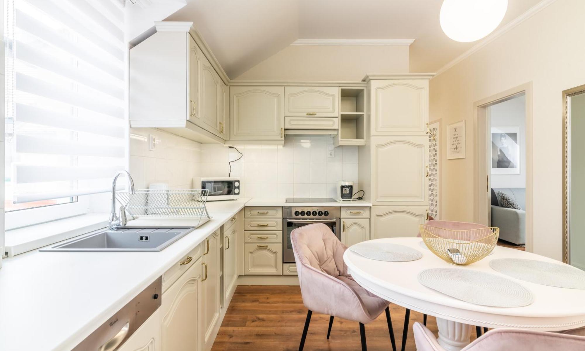 Monarchia Apartman Pearl Mosonmagyaróvár Eksteriør billede